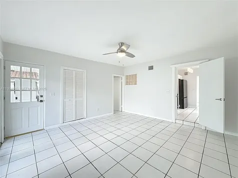 6819 SW 25th Street Miami FL 33155