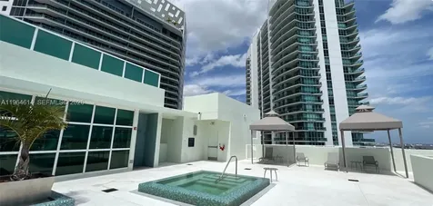 218 SE 14th Street Miami FL 33131