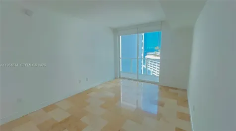 218 SE 14th Street Miami FL 33131