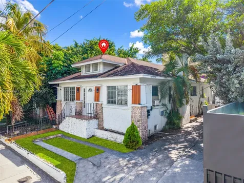 1342 NW 1st Street Miami FL 33125