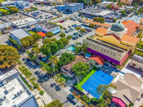 1342 NW 1st Street Miami FL 33125
