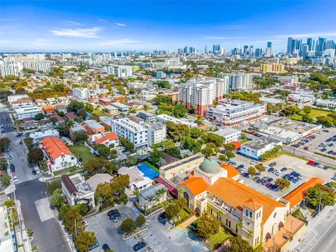 1342 NW 1st Street Miami FL 33125