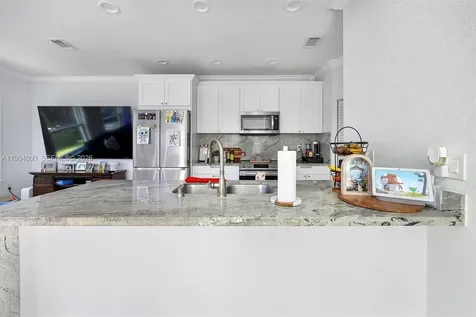 1602 SE 20th Road Homestead FL 33035