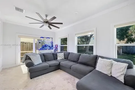 1602 SE 20th Road Homestead FL 33035