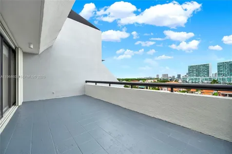 385 Poinciana Drive Sunny Isles Beach FL 33160