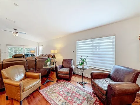 1536 Presidio Drive Weston FL 33327