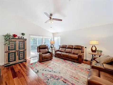 1536 Presidio Drive Weston FL 33327