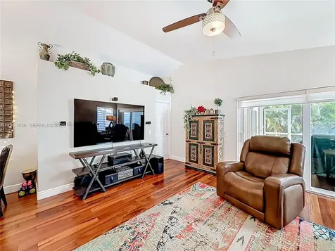 1536 Presidio Drive Weston FL 33327