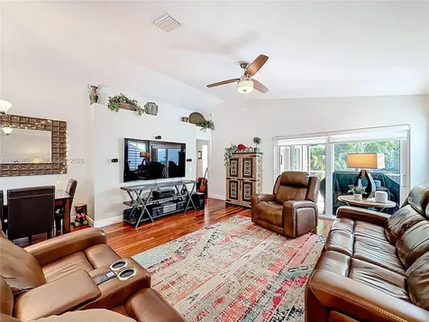 1536 Presidio Drive Weston FL 33327
