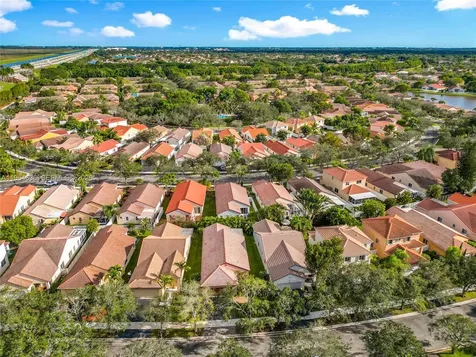 1536 Presidio Drive Weston FL 33327