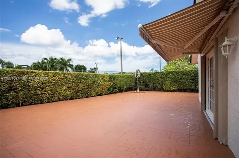 6811 SW 105th Court Miami FL 33173