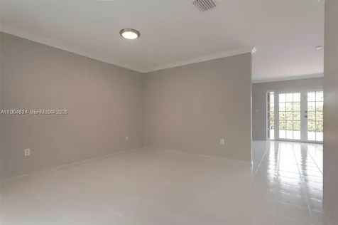 6811 SW 105th Court Miami FL 33173