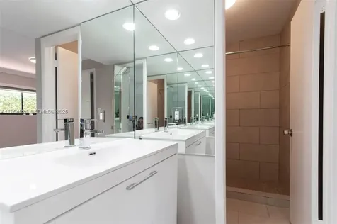 6811 SW 105th Court Miami FL 33173