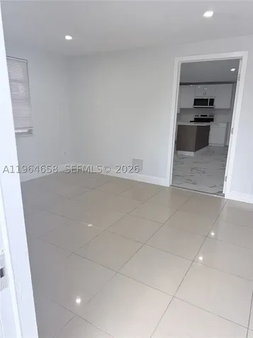 6829 SW 25th Street Miami FL 33155