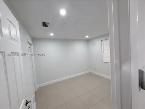 6829 SW 25th Street Miami FL 33155