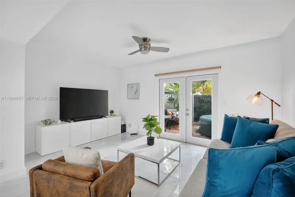 1953 NE 15th Avenue Fort Lauderdale FL 33305