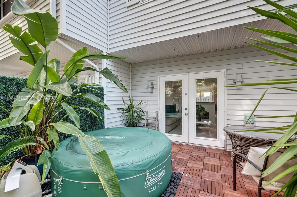 1953 NE 15th Avenue Fort Lauderdale FL 33305