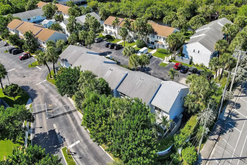 1953 NE 15th Avenue Fort Lauderdale FL 33305