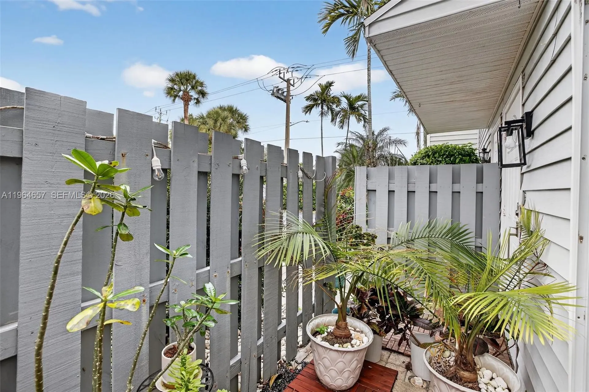 1953 NE 15th Avenue Fort Lauderdale FL 33305