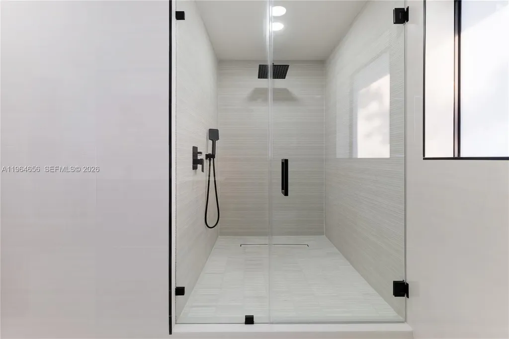 2415 NE 35th Drive Fort Lauderdale FL 33308