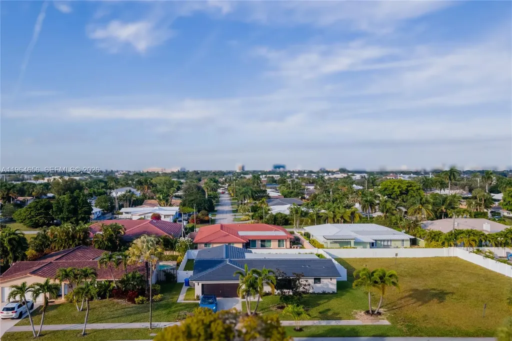 2415 NE 35th Drive Fort Lauderdale FL 33308