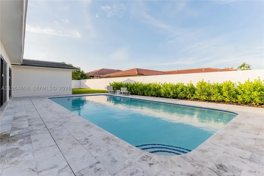 2415 NE 35th Drive Fort Lauderdale FL 33308