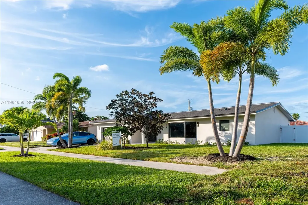 2415 NE 35th Drive Fort Lauderdale FL 33308