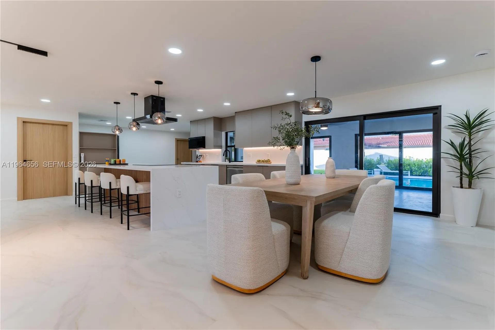 2415 NE 35th Drive Fort Lauderdale FL 33308