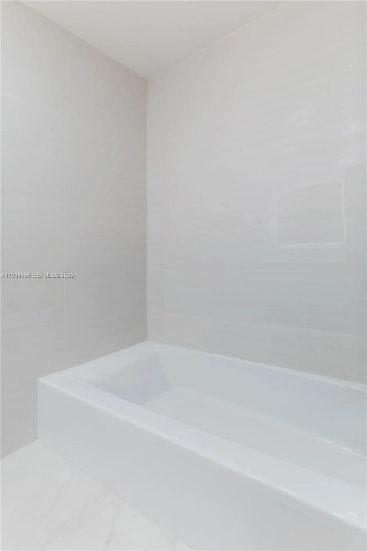 2415 NE 35th Drive Fort Lauderdale FL 33308