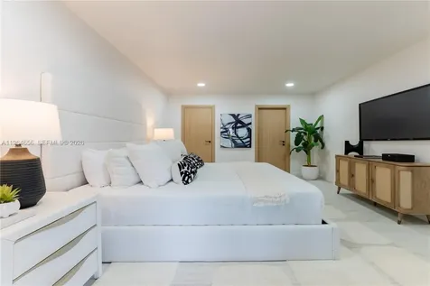 2415 NE 35th Drive Fort Lauderdale FL 33308