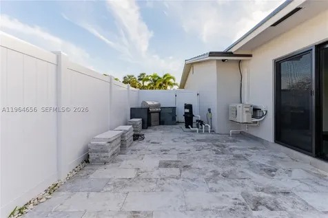 2415 NE 35th Drive Fort Lauderdale FL 33308