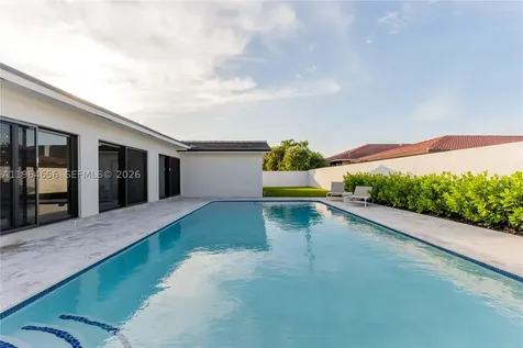 2415 NE 35th Drive Fort Lauderdale FL 33308