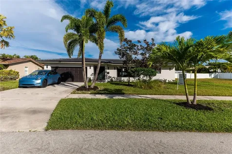2415 NE 35th Drive Fort Lauderdale FL 33308