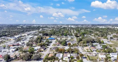 16895 NE 4th Place North Miami Beach FL 33162