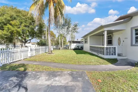 16895 NE 4th Place North Miami Beach FL 33162