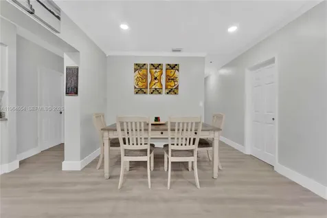 16895 NE 4th Place North Miami Beach FL 33162
