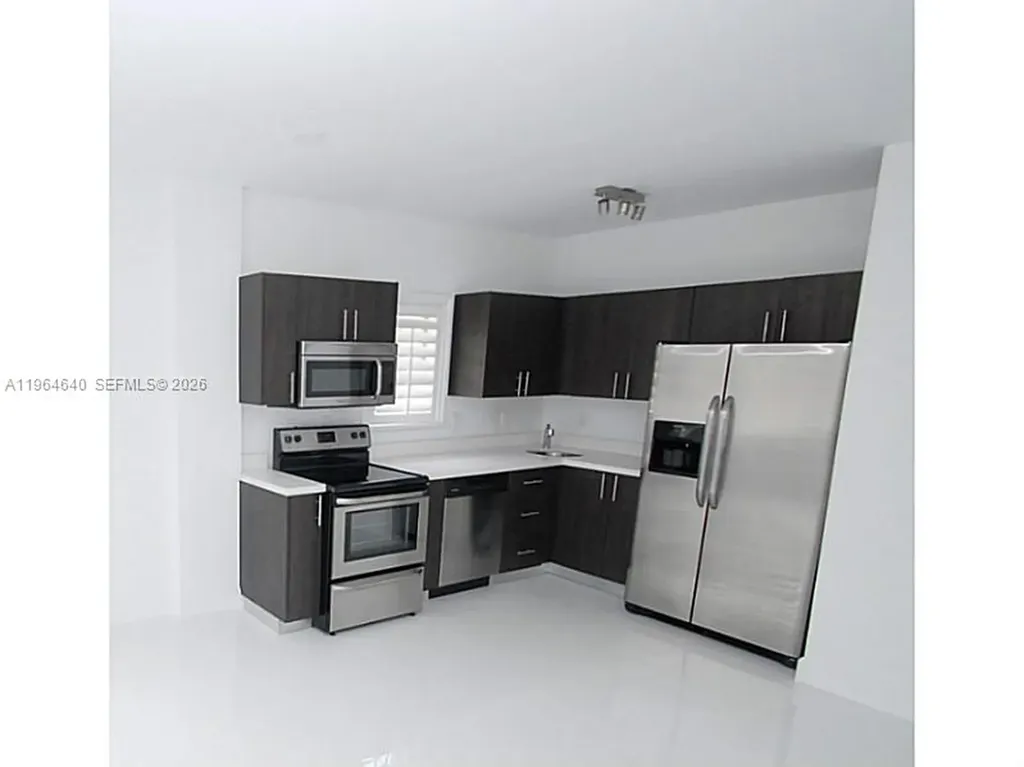 1255 Pennsylvania Avenue Miami Beach FL 33139