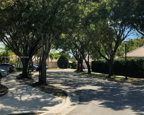 4309 Pine Ridge Court Weston FL 33331