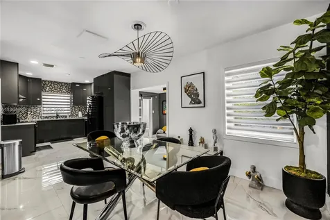 285 NW 45th Street Miami FL 33127