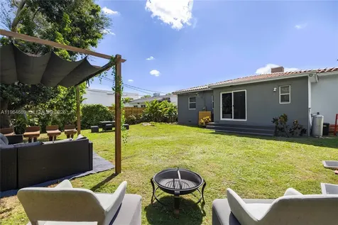 285 NW 45th Street Miami FL 33127