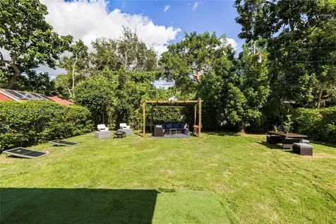 285 NW 45th Street Miami FL 33127