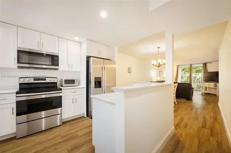 750 SE 6th Avenue Deerfield Beach FL 33441