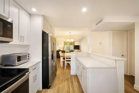 750 SE 6th Avenue Deerfield Beach FL 33441