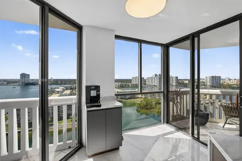 1000 Island Boulevard Aventura FL 33160