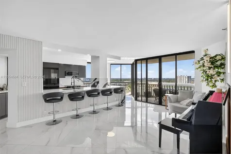 1000 Island Boulevard Aventura FL 33160