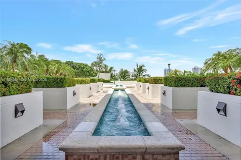 1000 Island Boulevard Aventura FL 33160