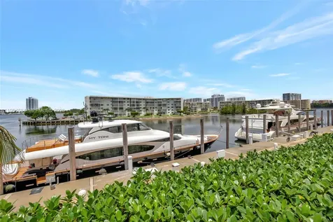 1000 Island Boulevard Aventura FL 33160