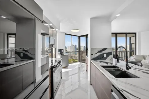 1000 Island Boulevard Aventura FL 33160