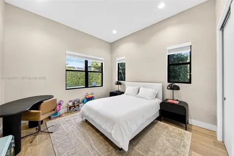 7500 SW 55th Avenue Miami FL 33143