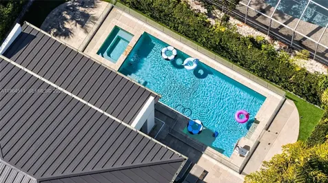 7500 SW 55th Avenue Miami FL 33143